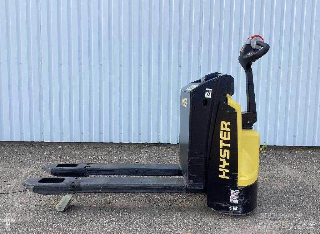 Hyster P2.0 Ročni električni viličar