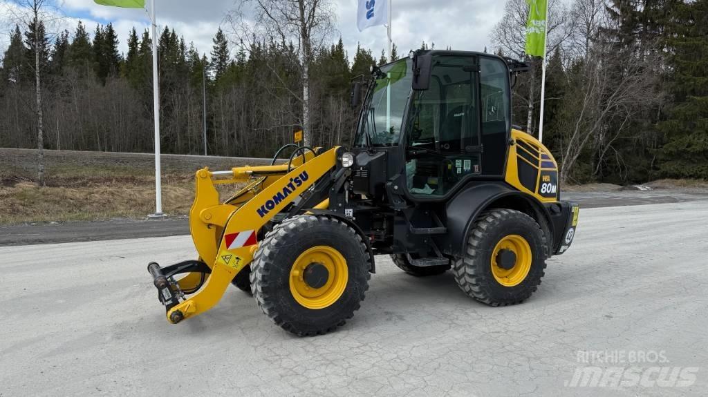 Komatsu WA 80 M Kolesni nakladalci