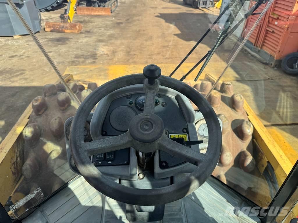 CAT CP 76 Enojni valjarji