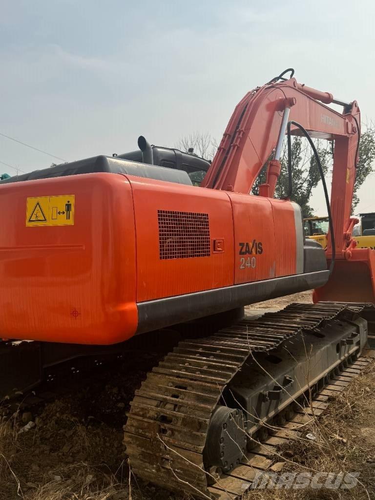Hitachi ZX 240 Bagri goseničarji