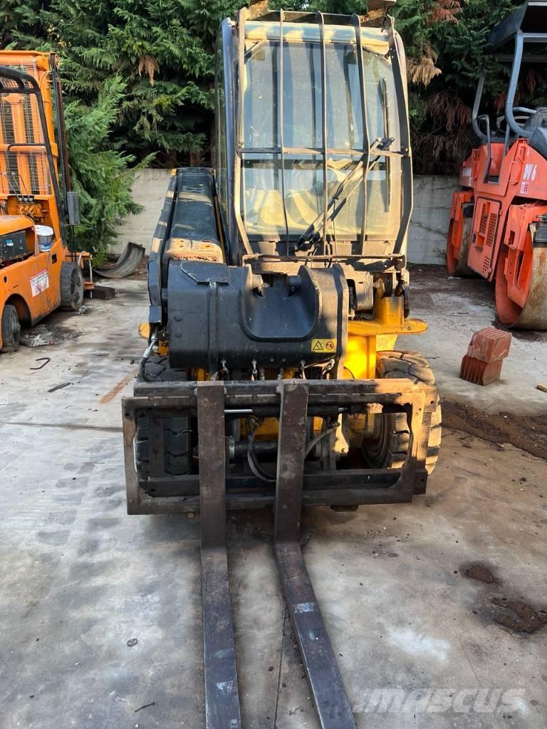 JCB TLT 35 D Teleskopski viličarji