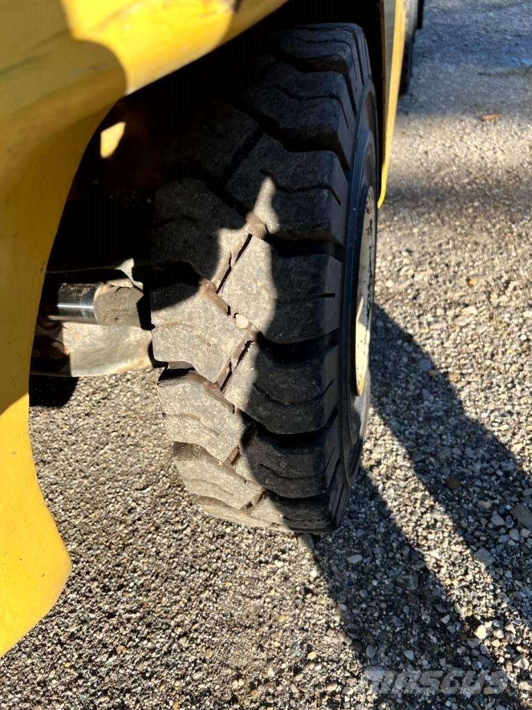 Yale GLP 030 VX Plinski viličarji