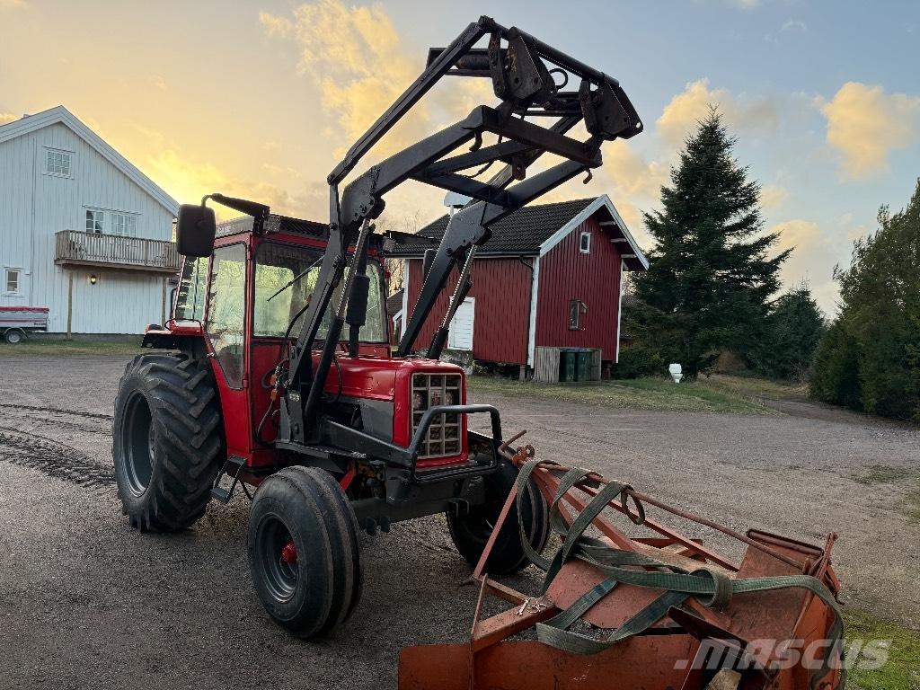 International 574 Traktorji