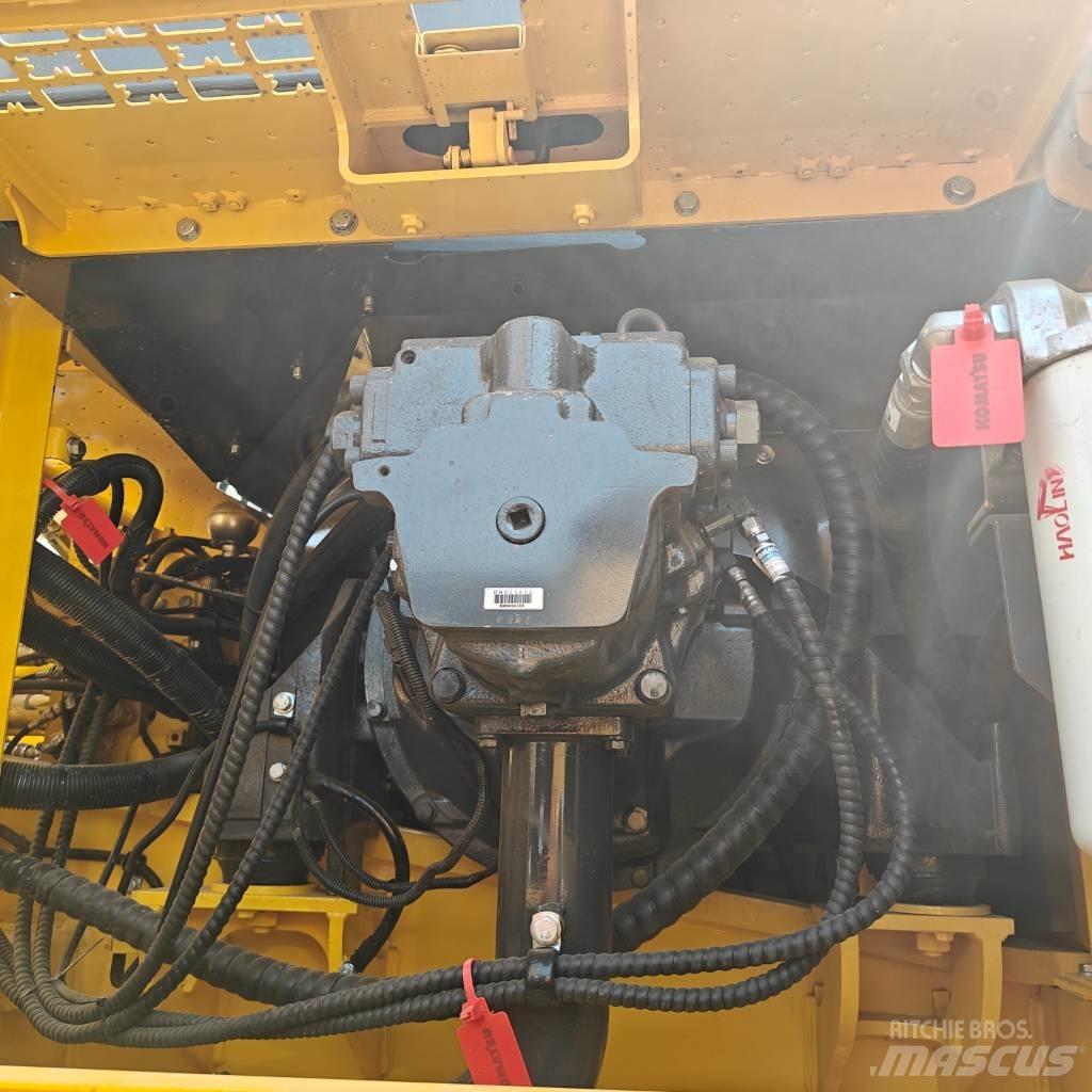 Komatsu 350-8 Bagri goseničarji