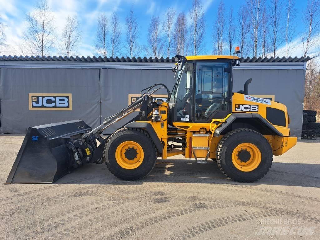 JCB 413 Kolesni nakladalci