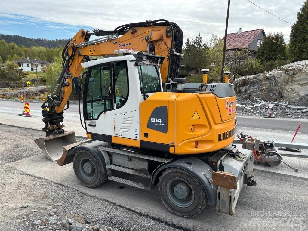 Liebherr A 914 Bagri na kolesih