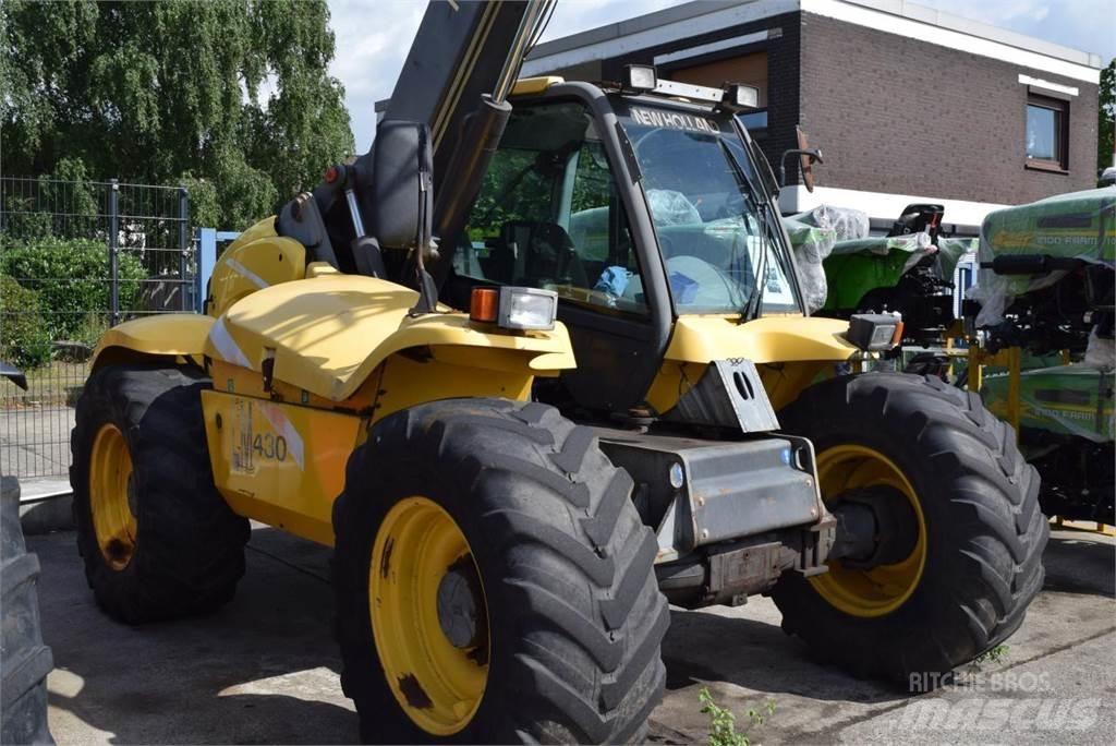 New Holland LM 430 Teleskopske dvižne ploščadi