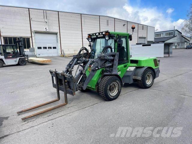 LM Trac 486 Manjši traktorji