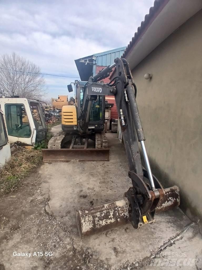 Volvo ECR 48 C Mini bagri <7t