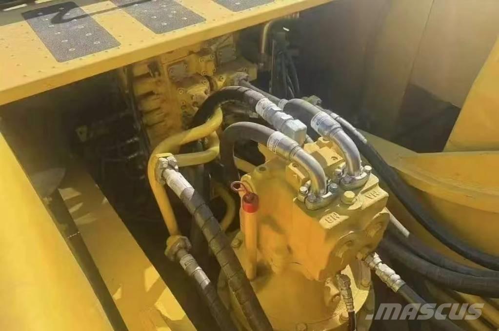 Komatsu PC 350 Bagri goseničarji