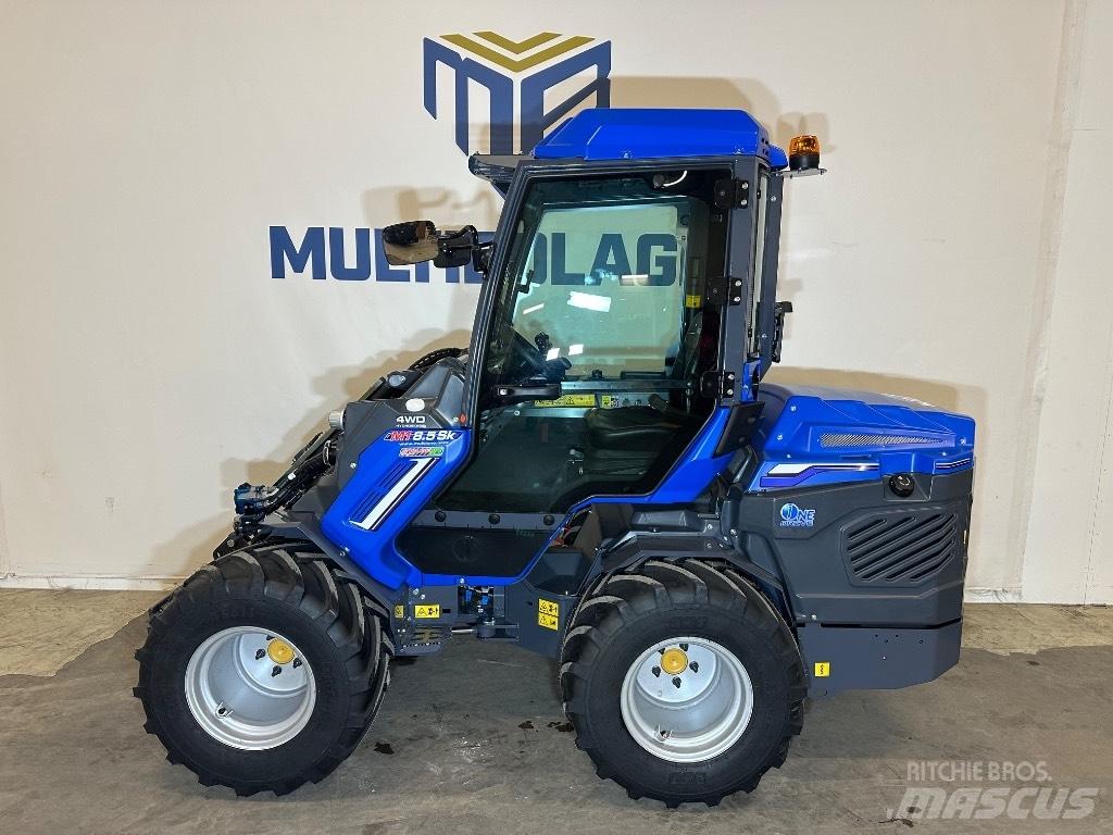 Multione 8.5S K Skid steer mini nakladalci