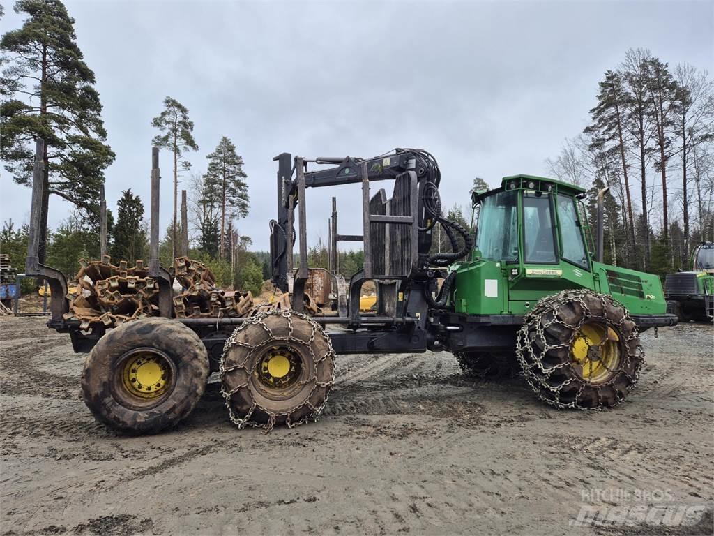 John Deere 1110D Forwarderji