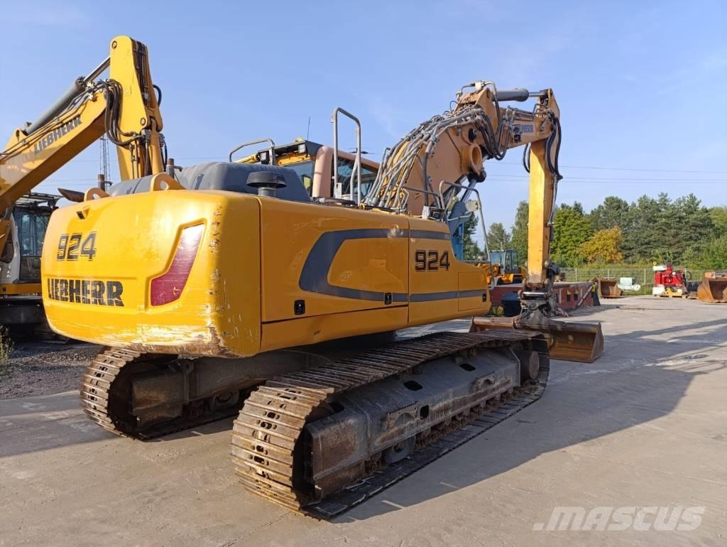 Liebherr R924LC Bagri goseničarji