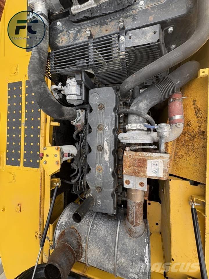 Komatsu PC 240 LC Bagri goseničarji