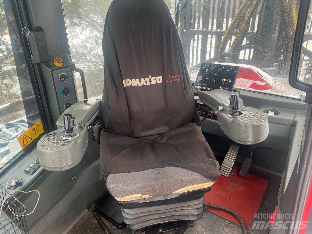 Komatsu 840 TX Forwarderji