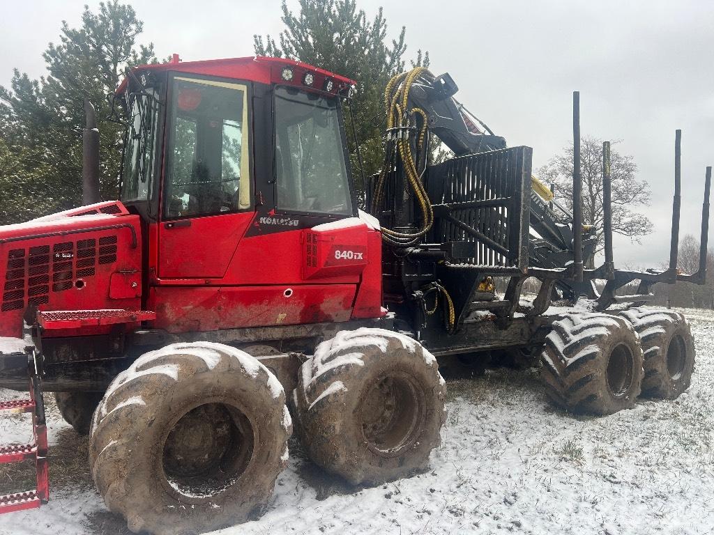Komatsu 840 TX Forwarderji