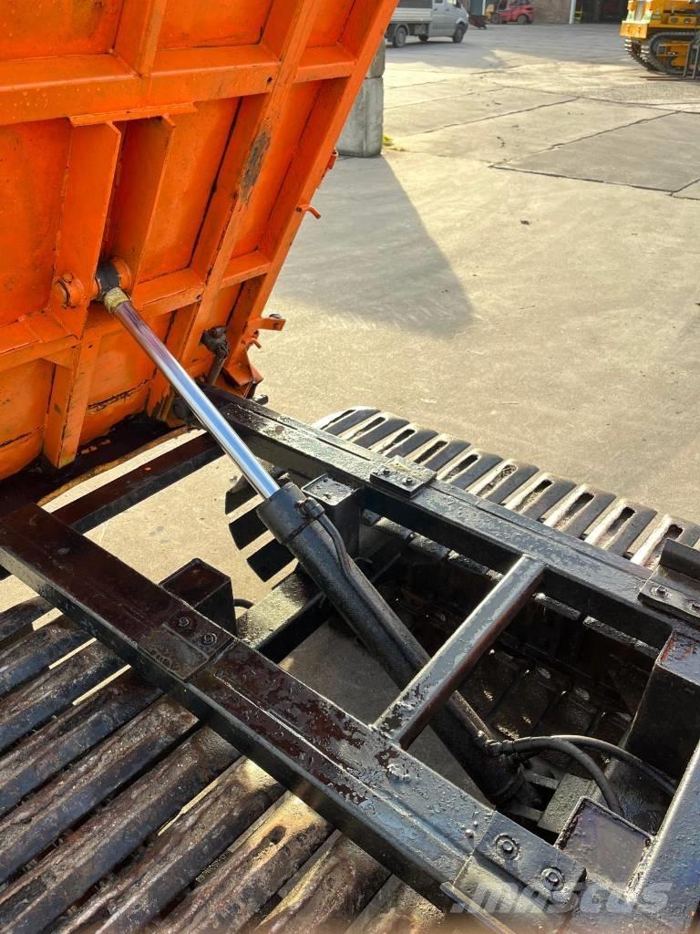 Kubota RC 30 Demperji goseničarji