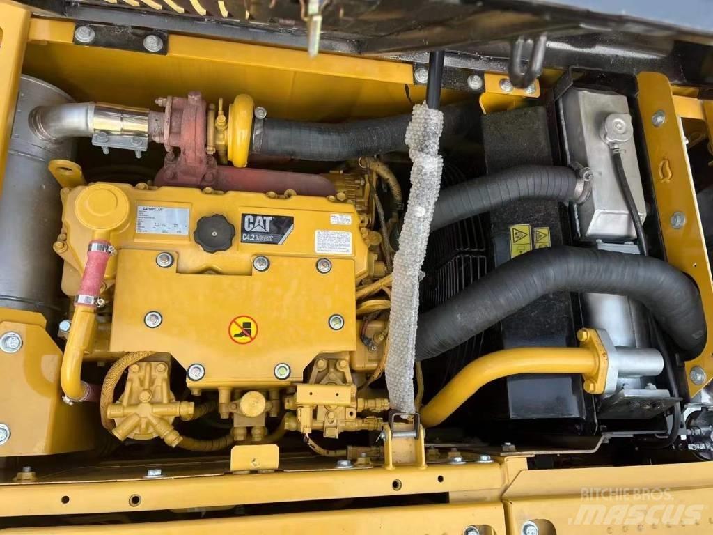 CAT 313 Bagri goseničarji