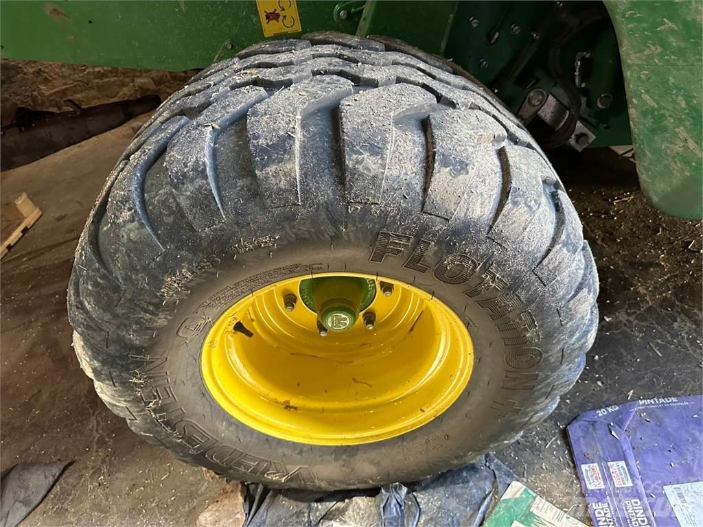 John Deere V461M Balirke (okrogle bale)