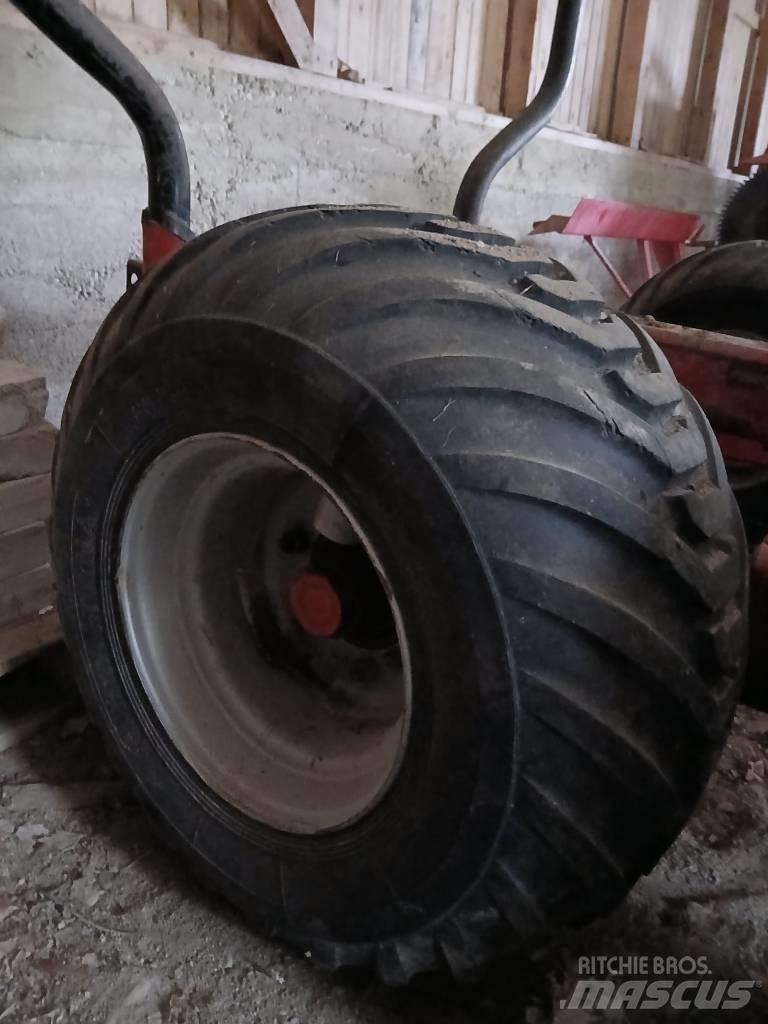 Kesla 203 T Gozdarske prikolice