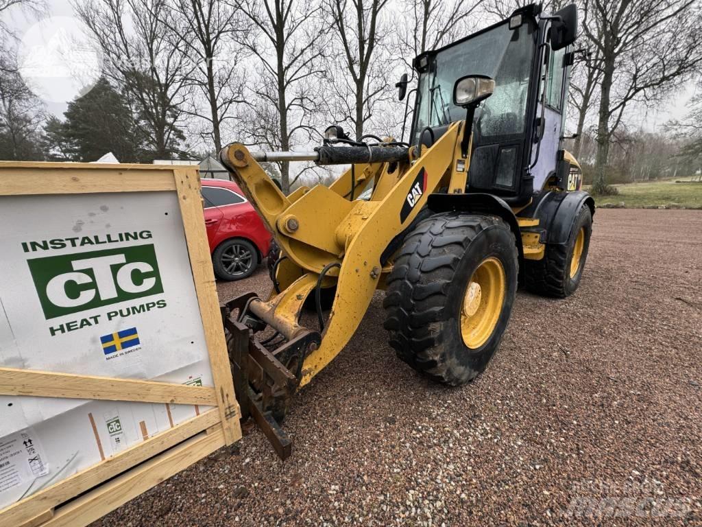 CAT 908 H Kolesni nakladalci