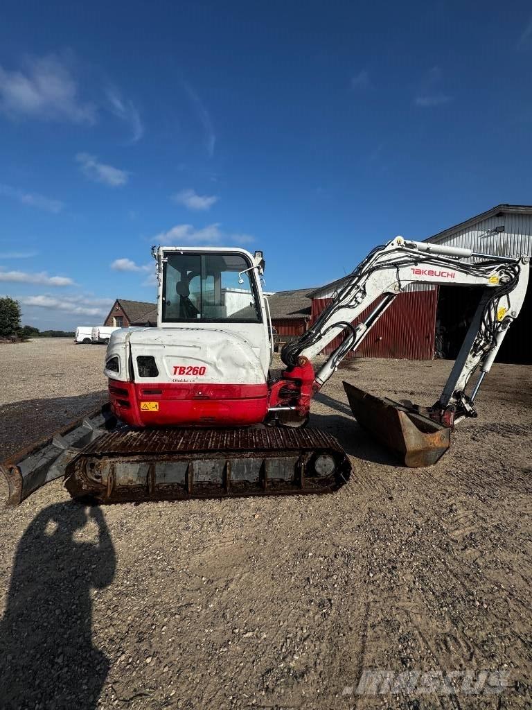 Takeuchi TB 260 Bagri goseničarji