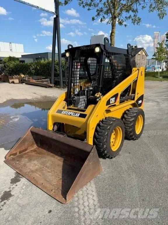 CAT 216B3 Skid steer loaders