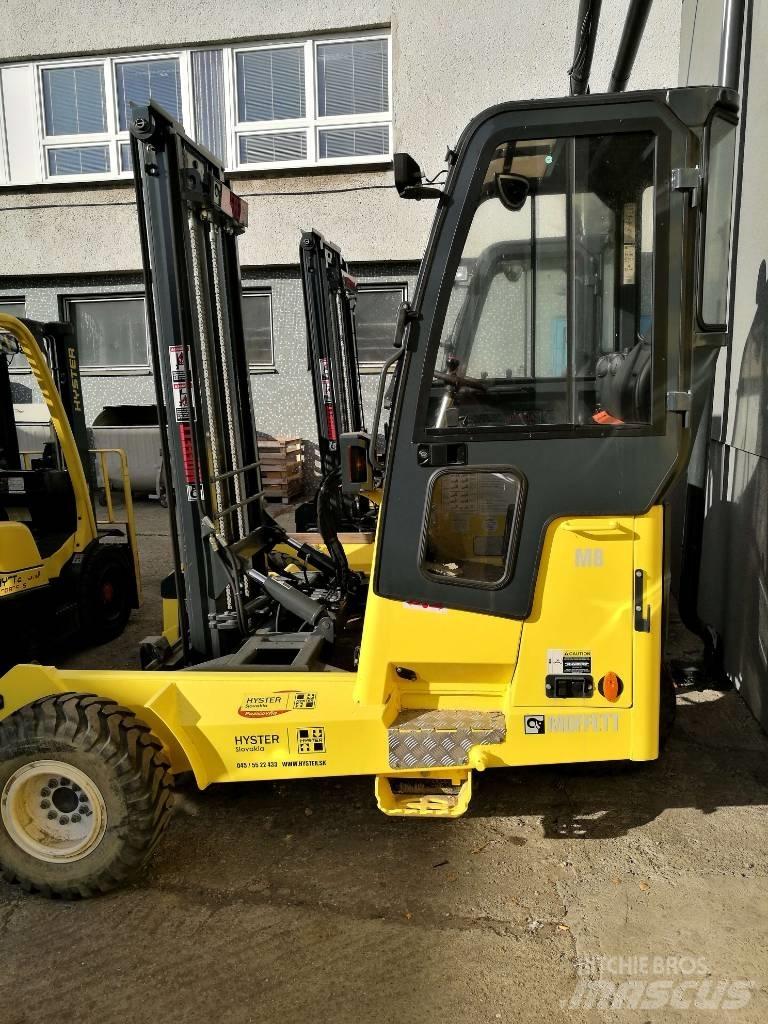 Moffett M8 35.3 Terenski viličar
