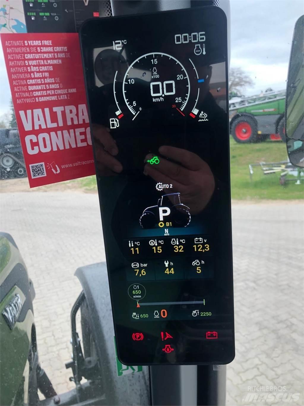 Valtra T175EA Traktorji