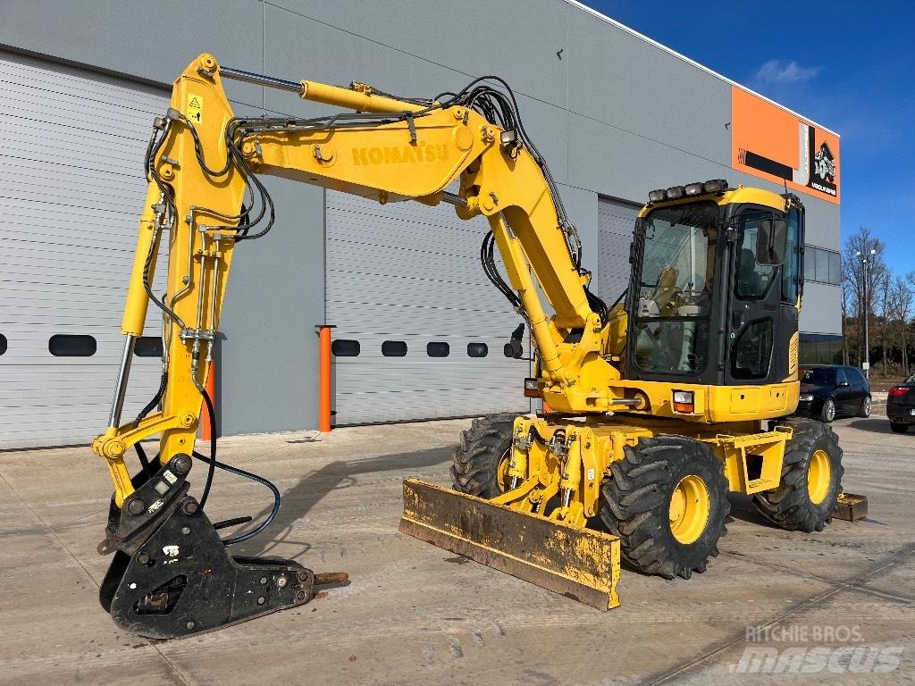 Komatsu PW 98 MR-8 Bagri na kolesih