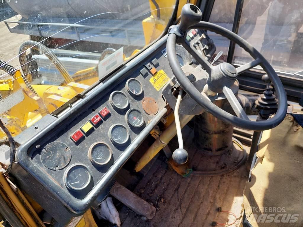 Hanomag 35D Kolesni nakladalci