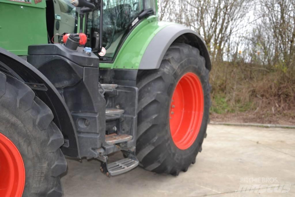 Fendt 828 S4 Profi Traktorji