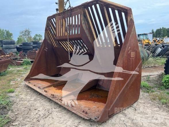 CAT 1952647 Žlice
