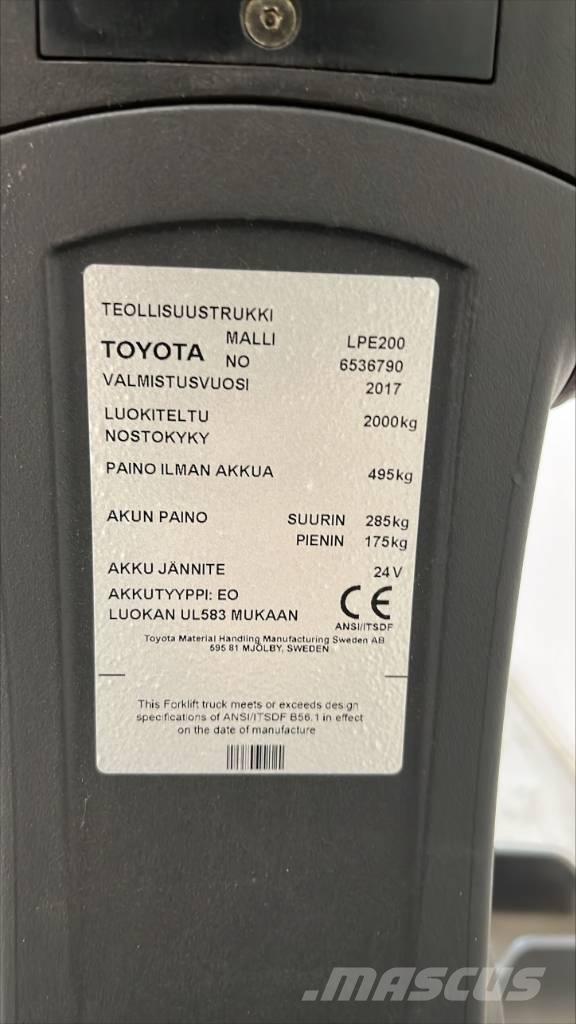 Toyota BT LPE 200 Električni nizko dvižni viličar s stojiščem