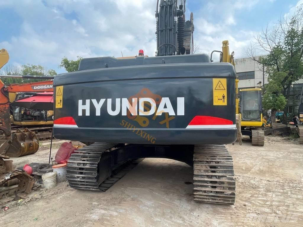 Hyundai 220 Bagri goseničarji