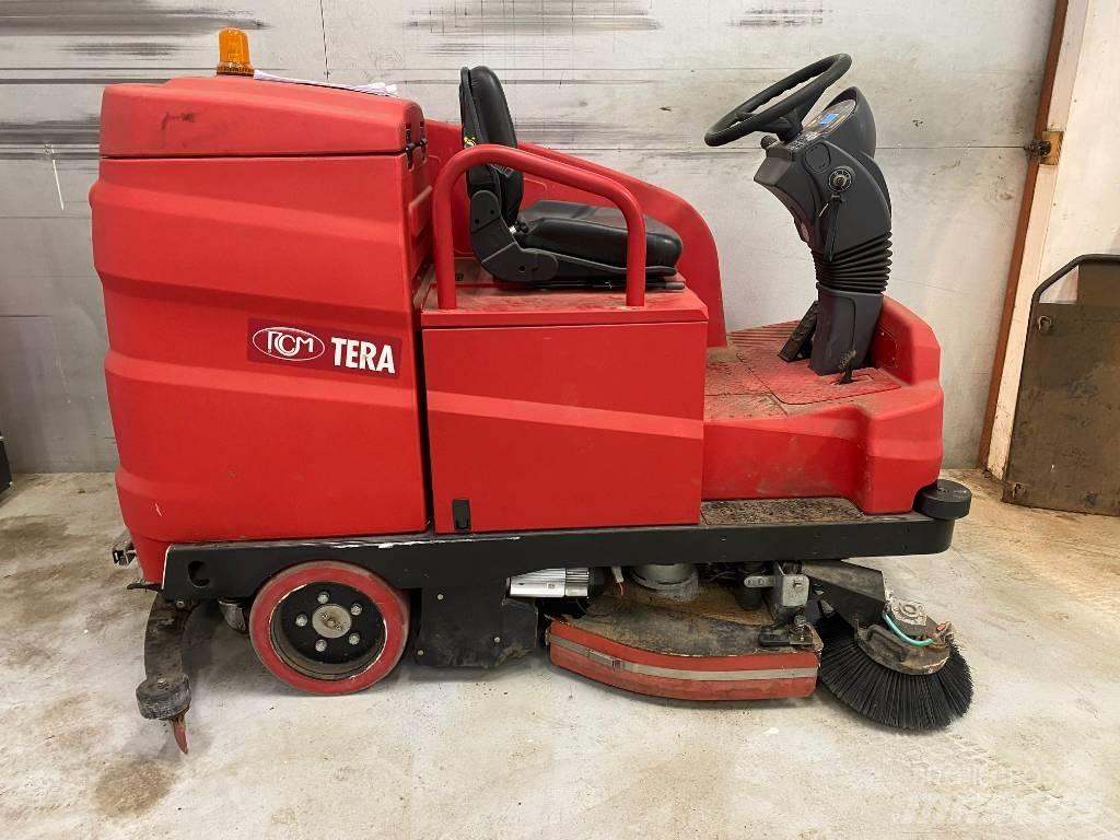 RCM Tera 1102 Stroji za ribanje in pomivanj tal