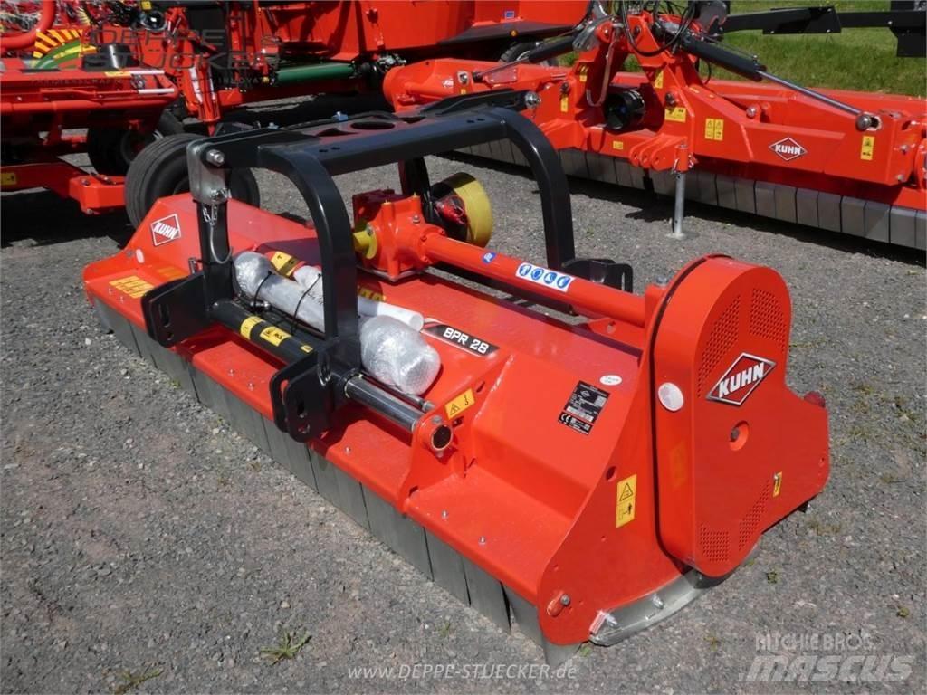 Kuhn BPR 28 Nega okolice - drugo