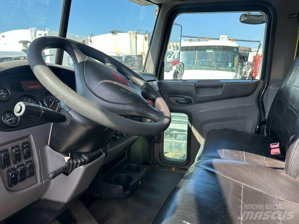 Peterbilt 348 Komunalni tovornjaki