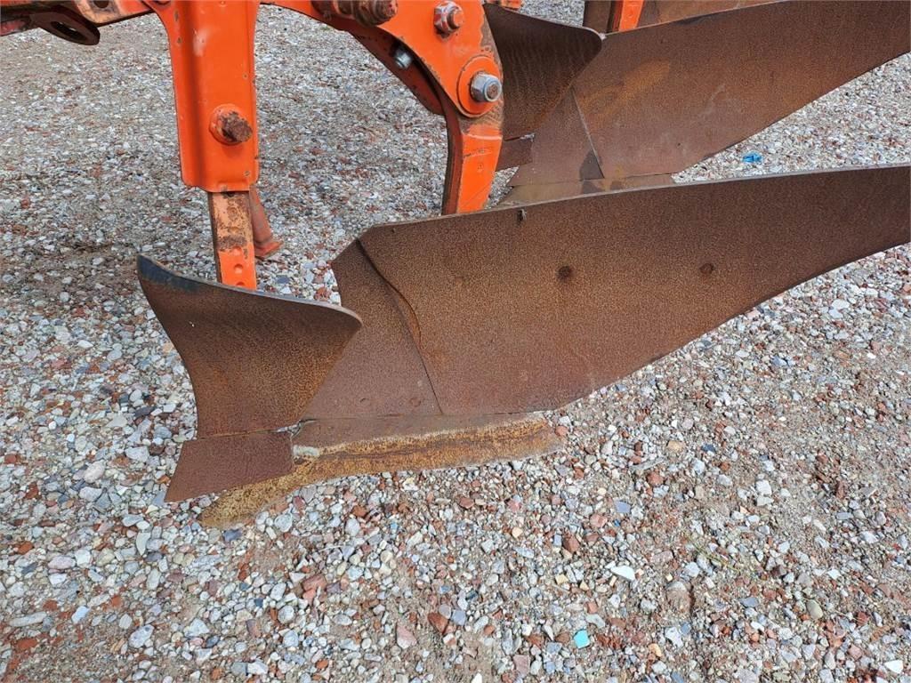 Kuhn VM 152 5T Plugi