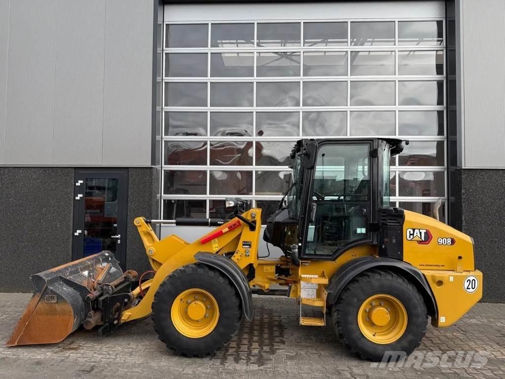 CAT 908 Kolesni nakladalci