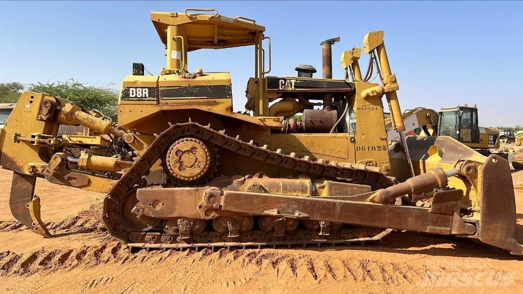 CAT D8R Buldožerji goseničarji