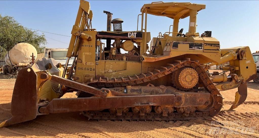 CAT D8R Buldožerji goseničarji