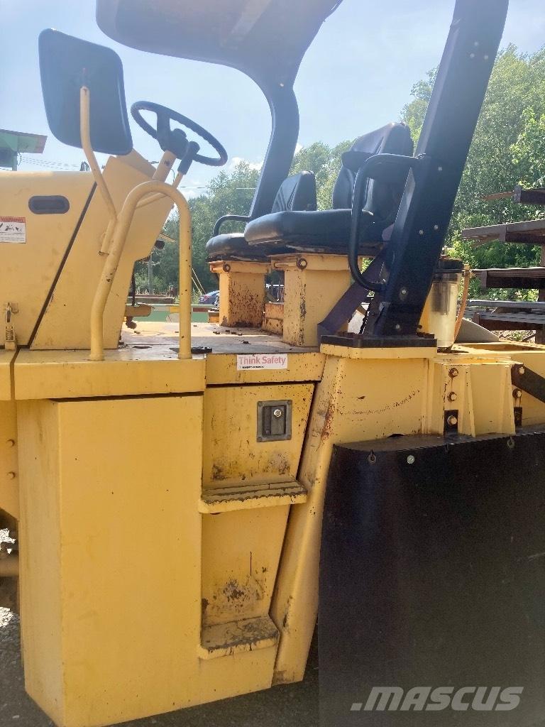 Sakai GW 750-2 Asfaltni finišerji