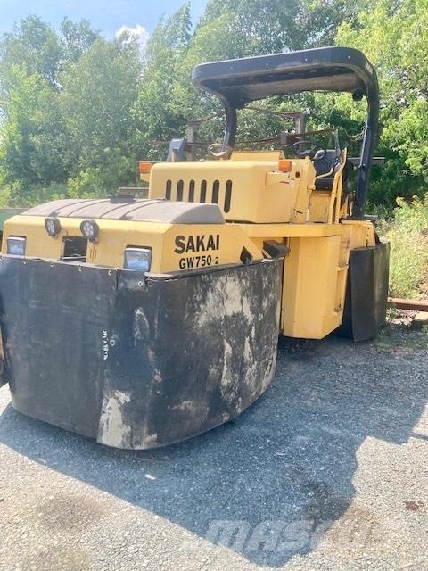 Sakai GW 750-2 Asfaltni finišerji