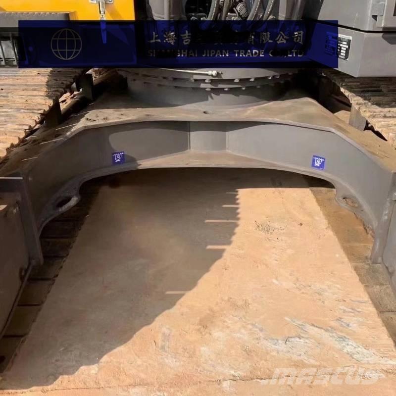 Volvo EC 200 Bagri goseničarji