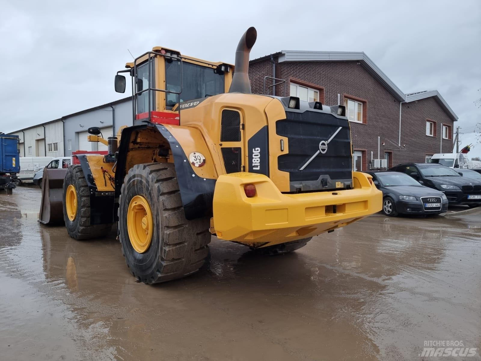 Volvo L180 G Kolesni nakladalci