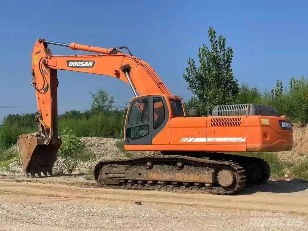 Doosan DX 420 Bagri goseničarji