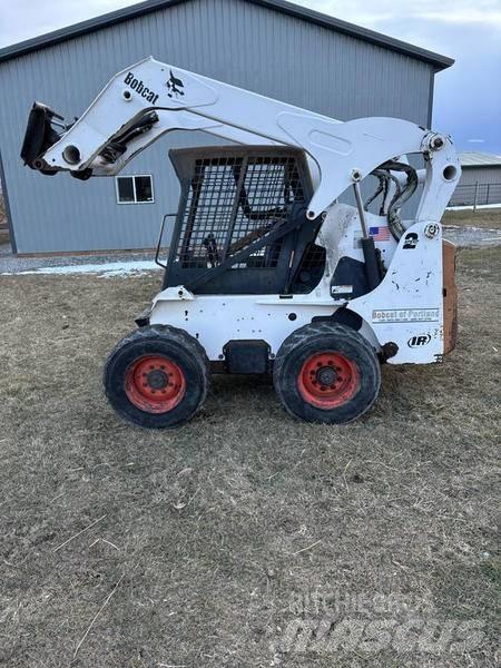 Bobcat S250 Skid steer mini nakladalci