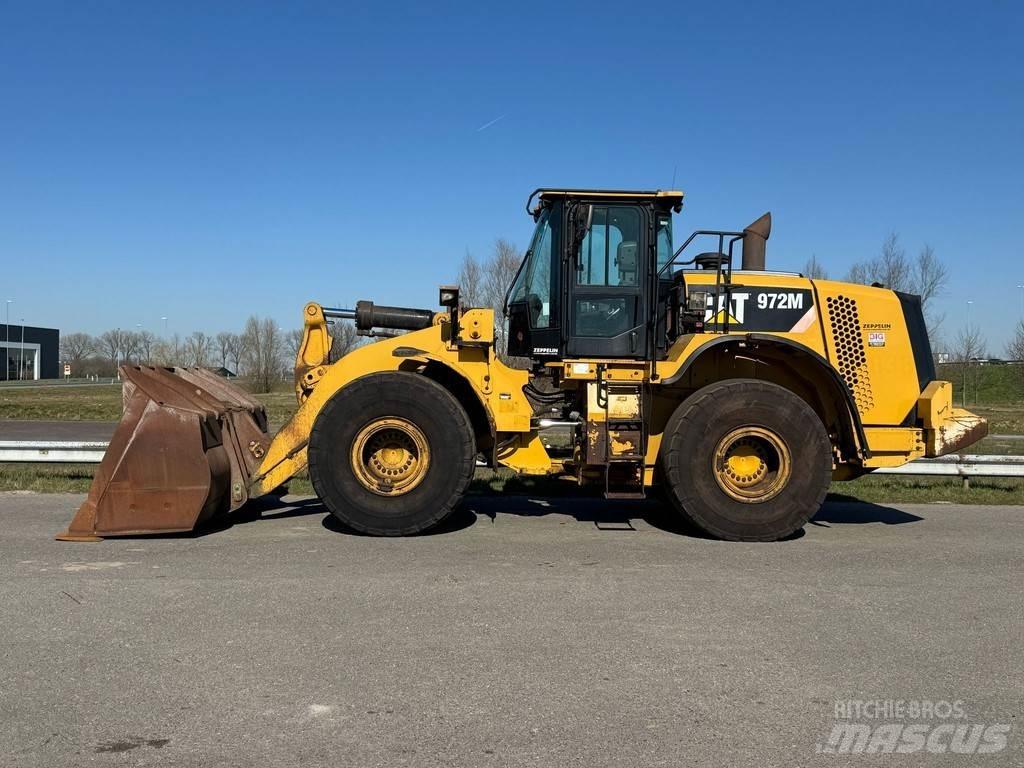CAT 972M Kolesni nakladalci