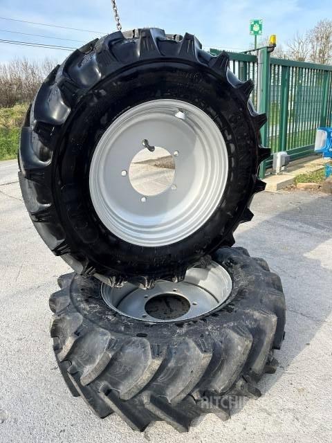  GREENEX 320/70R28 Gume, kolesa in platišča